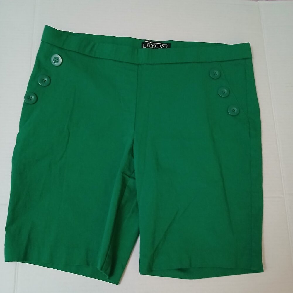 New York Clothing Woman shorts
